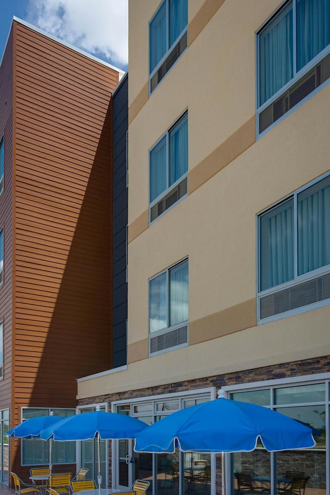 Fairfield Inn & Suites By Marriott Dallas West/I-30 Eksteriør billede